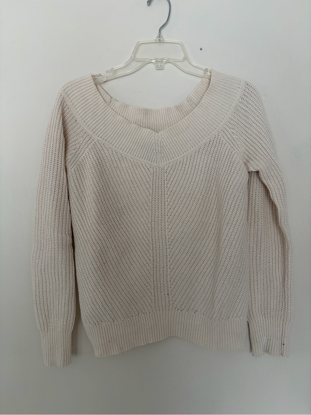 Abercrombie & Fitch Cream Wide V-Neck Ribbed Knit Sweater